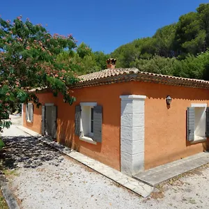 la-petite-maison-ventabren.fr-provencehotel.com/